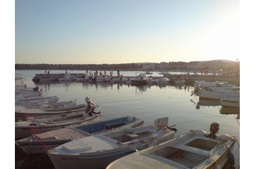 Croatia Privát Vir, Exterior